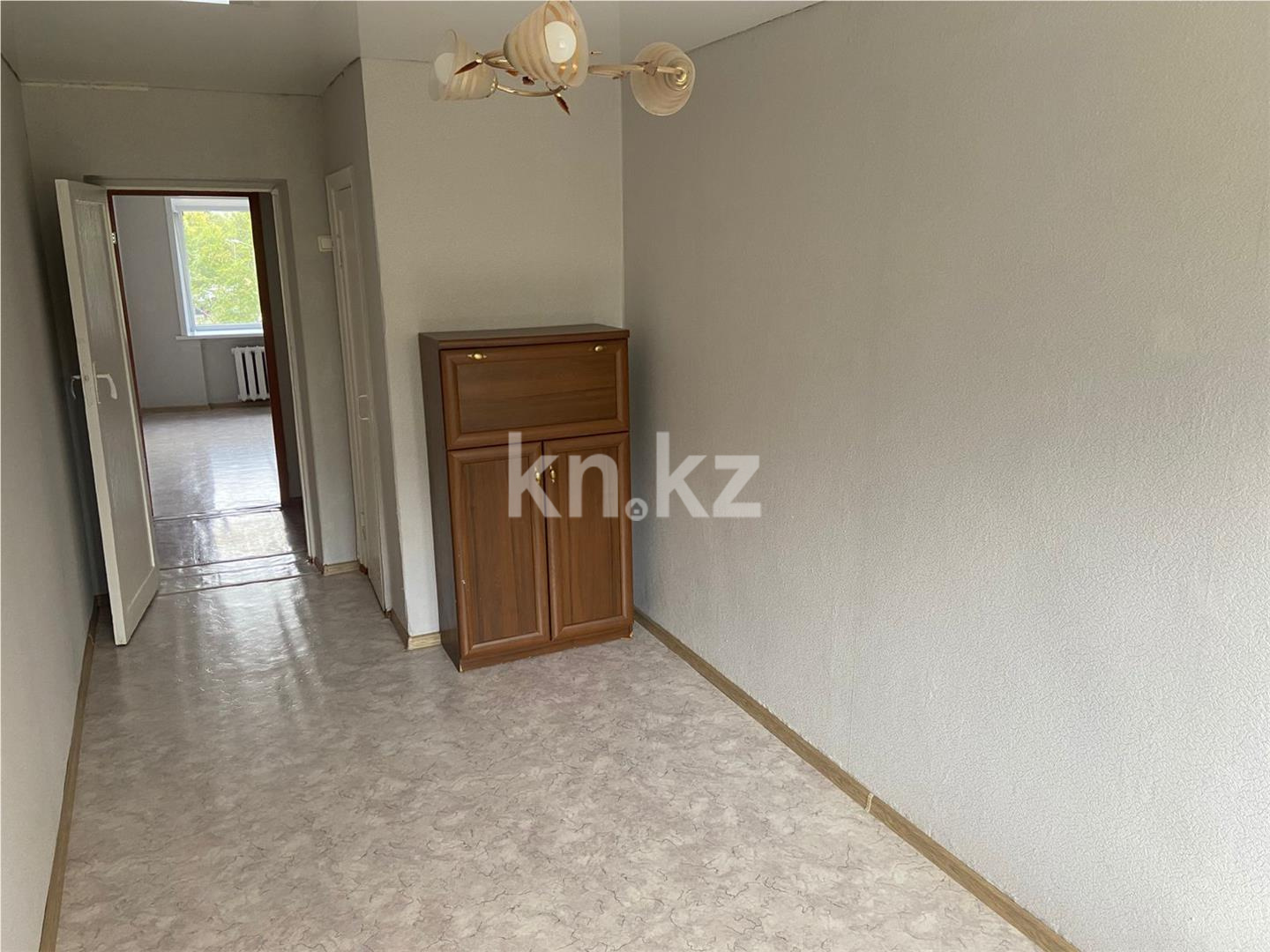 Продажа 3-комнатной квартиры, 55 м², мкр-н 12 - Продажа квартир в Караганде фото 5 из 14