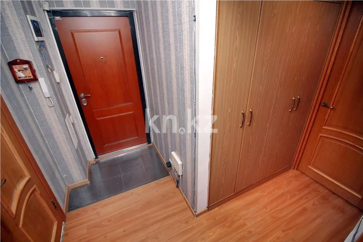 Продажа 3-комнатной квартиры, 61.2 м², ул. Кунаева, дом  17 в Алматы - фото 7