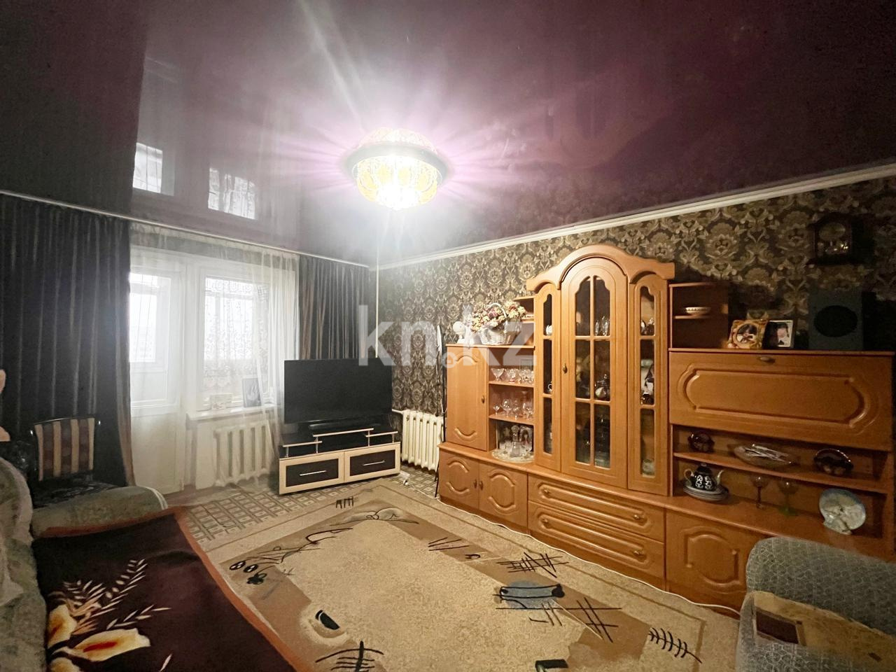 Продажа 2-комнатной квартиры, 47 м², мкр-н Мамраева (Восток-5), дом  15 - Продажа квартир в Караганде с фото фото 1 из 12