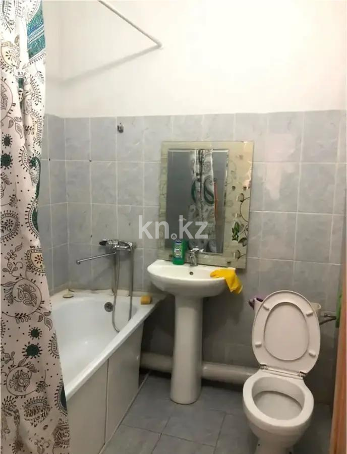 Продажа 1-комнатной квартиры, 40 м², мкр-н Саялы, дом  98 в Алматы - фото 3