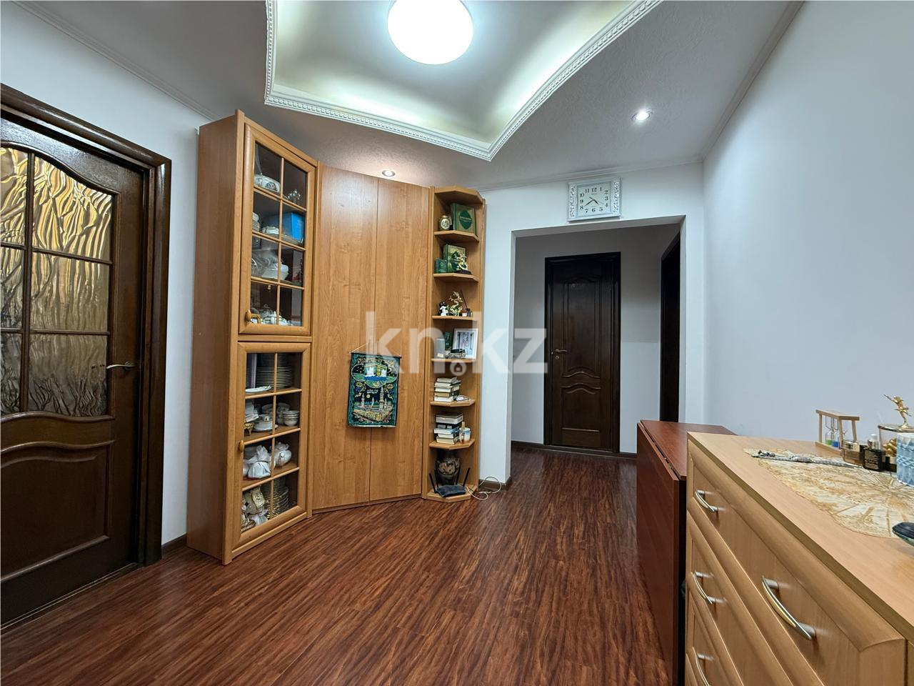 Продажа 3-комнатной квартиры, 65 м² в Караганде - фото 9