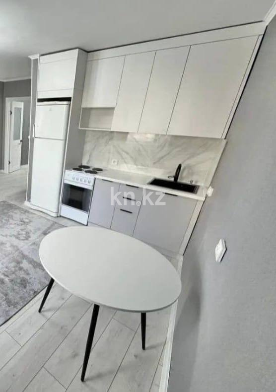 Аренда 1-комнатной квартиры, 35 м², ул. Айтматова, дом  36 - Аренда квартир помесячно в Астане с фото фото 1 из 9