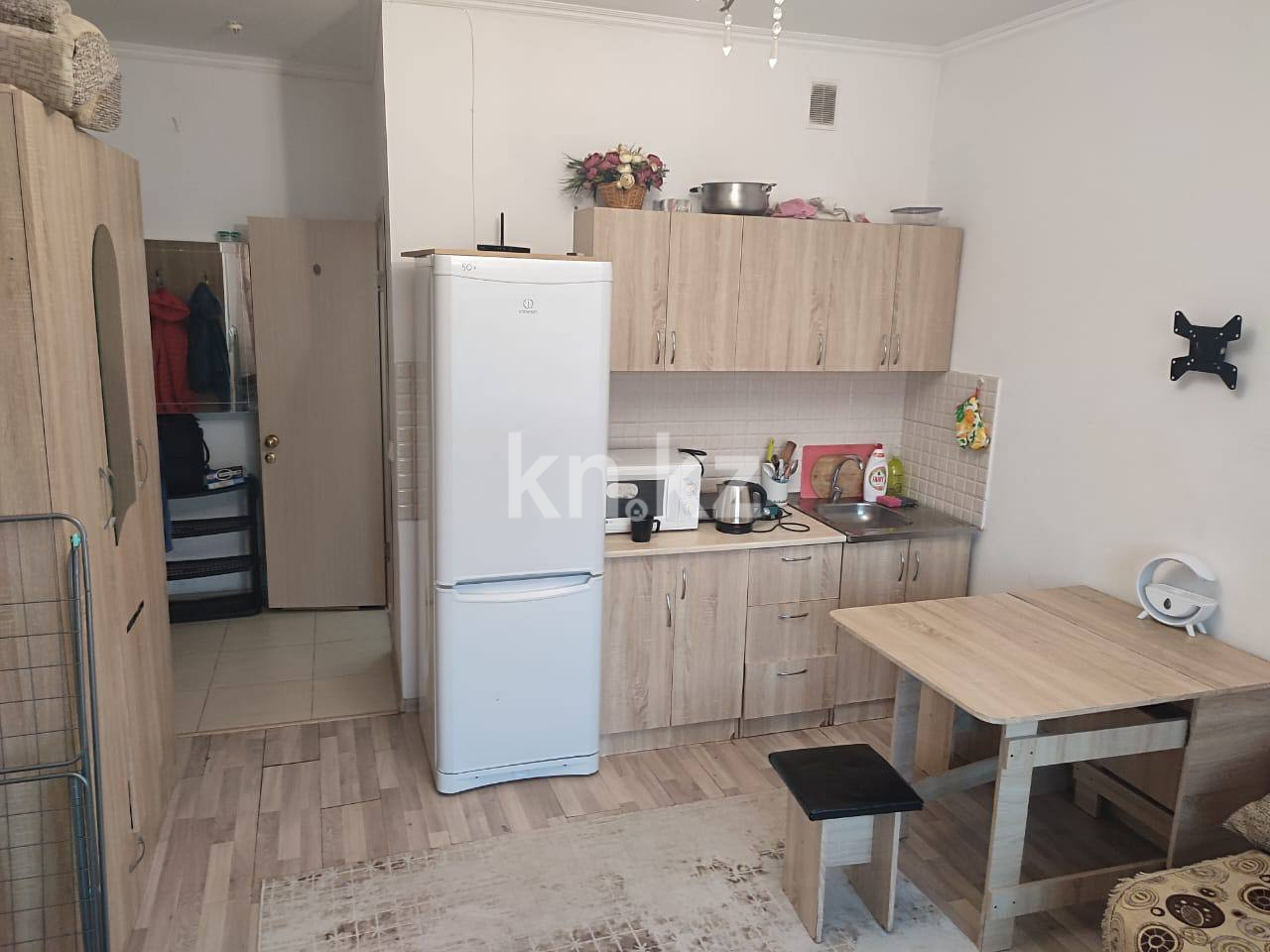 Аренда 1-комнатной квартиры, 21 м², пр. Кошкарбаева, дом  68 - пр. Кудайбердыулы - Продажа квартир в Казахстане фото 1 из 6