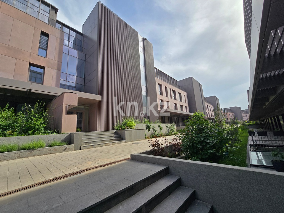 Продажа 5-комнатной квартиры, 237 м² - Недвижимость в Алматы фото 4 из 17