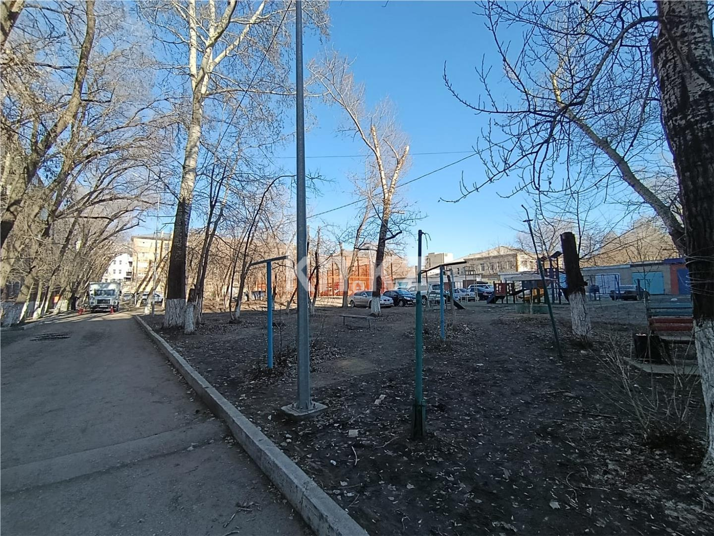 Продажа 2-комнатной квартиры, 43 м² - Продажа двухкомнатных квартир в кирпичном доме в Караганде - страница 10 фото 16 из 17