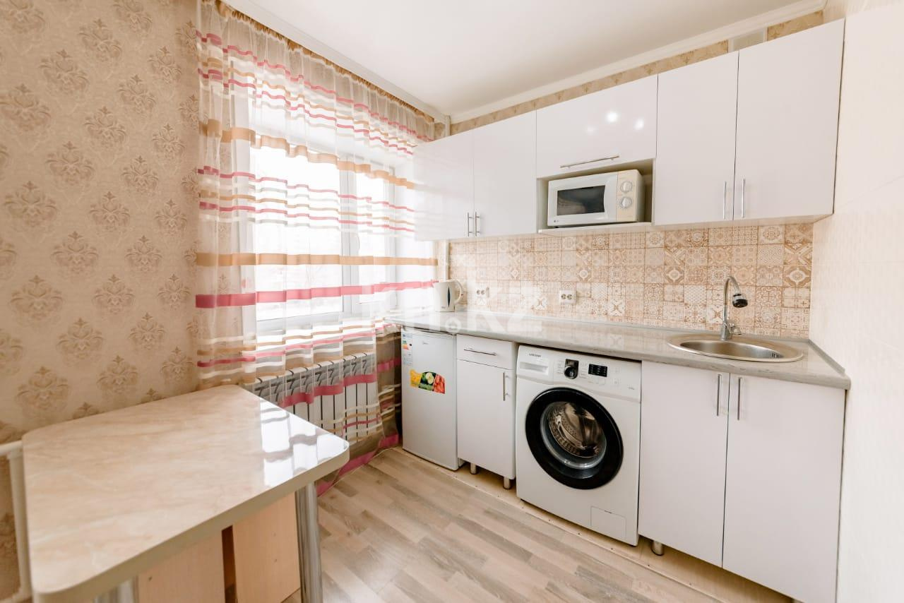 Аренда 1-комнатной квартиры посуточно, 42 м², пр. Бухар-жырау, дом  75 - Аренда квартир посуточно в Караганде с фото фото 4 из 5