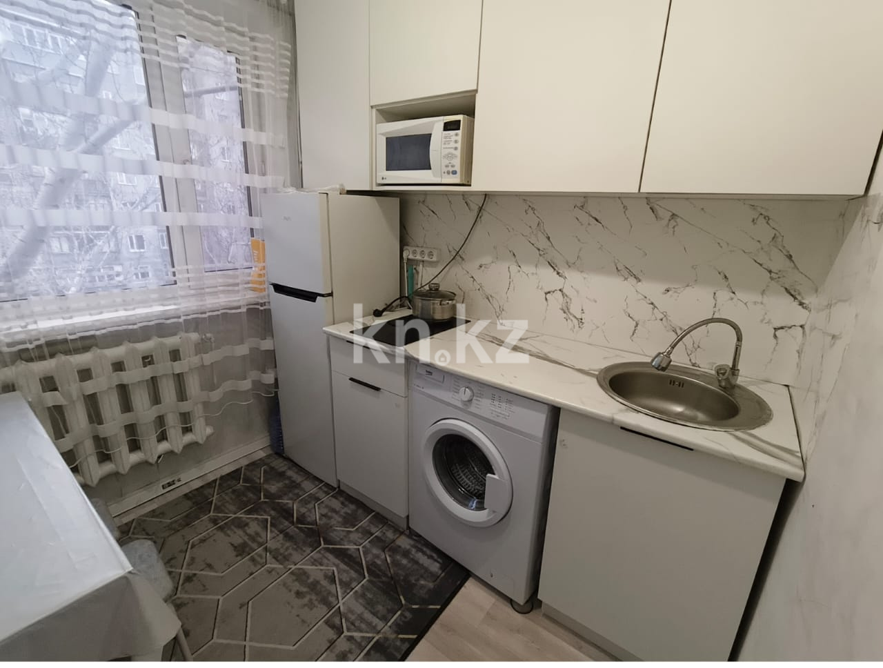 Продажа 1-комнатной квартиры, 37 м² - Продажа недвижимости в Караганде - страница 2 фото 3 из 10