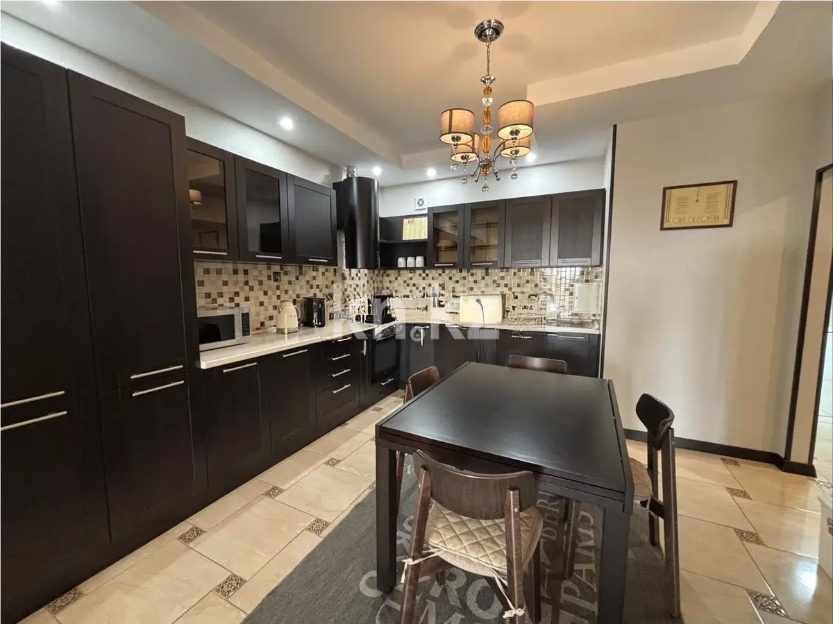 Продажа 2-комнатной квартиры, 72 м² в Алматы - фото 3