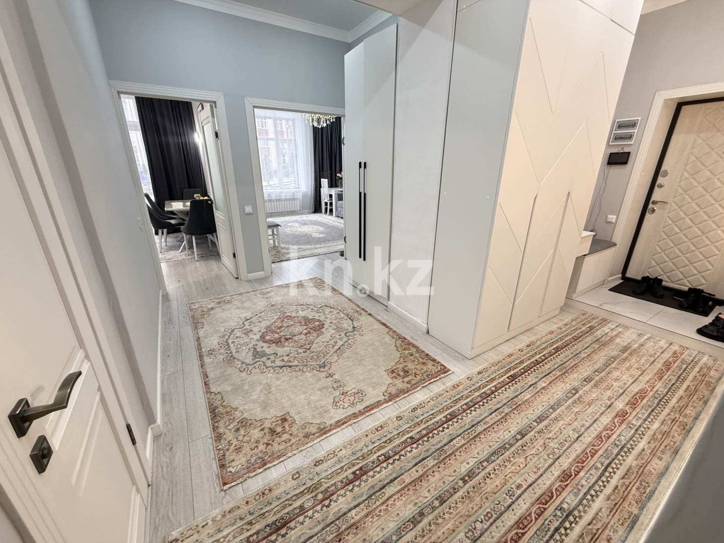 Продажа 2-комнатной квартиры, 65 м², ул. Ашимова, дом  21 в Караганде - фото 13