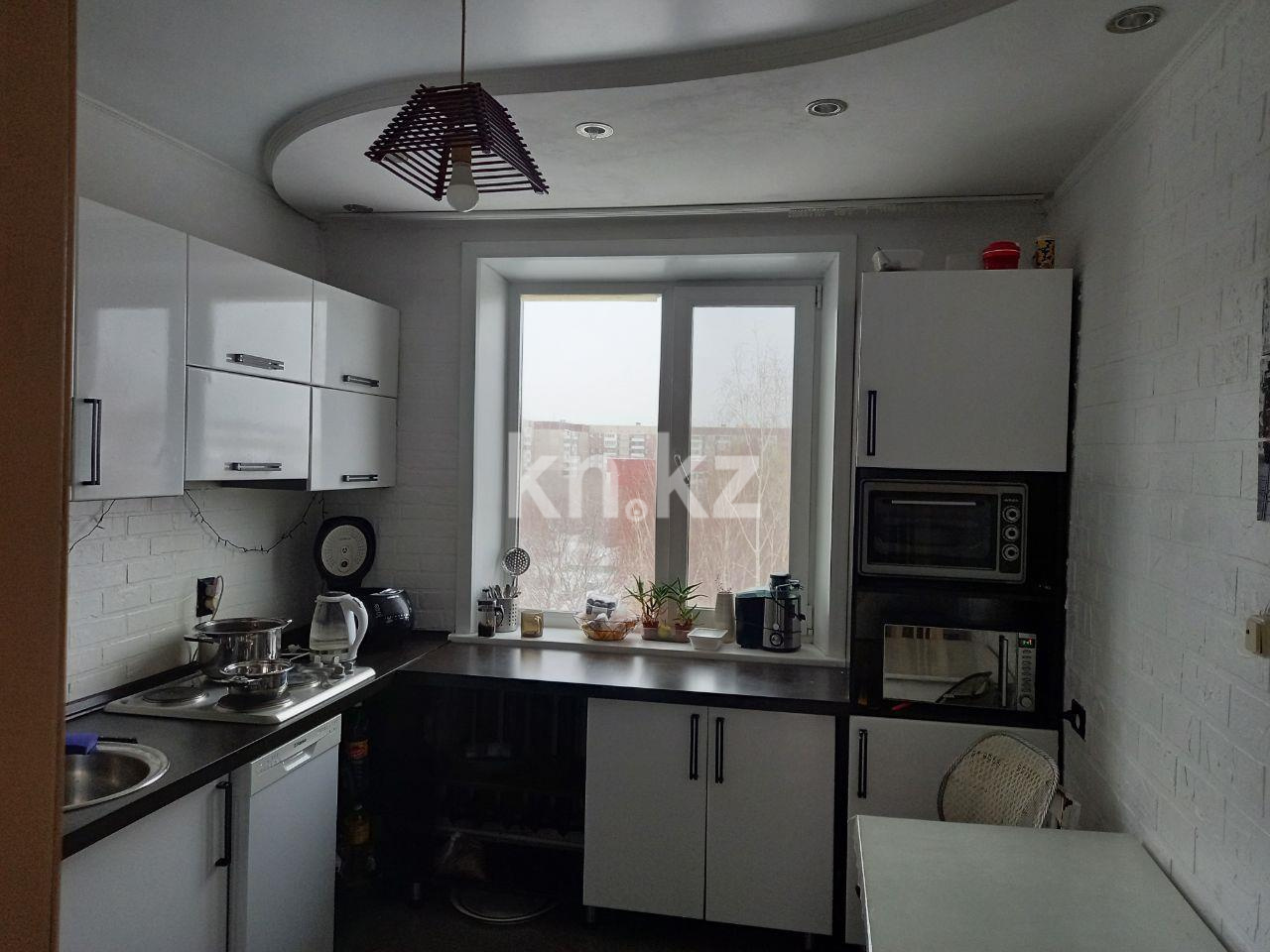 Продажа 3-комнатной квартиры, 64 м² - Продажа трехкомнатных квартир в Караганде фото 6 из 14