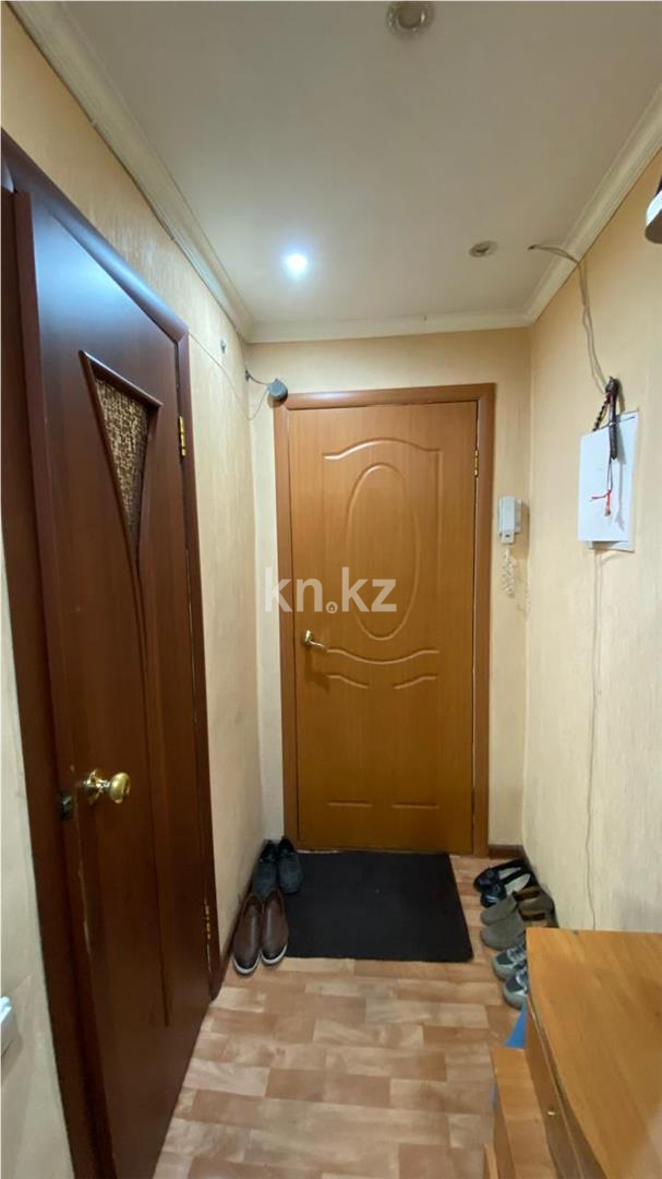 Продажа 2-комнатной квартиры, 42 м², мкр-н 17 в Караганде - фото 10