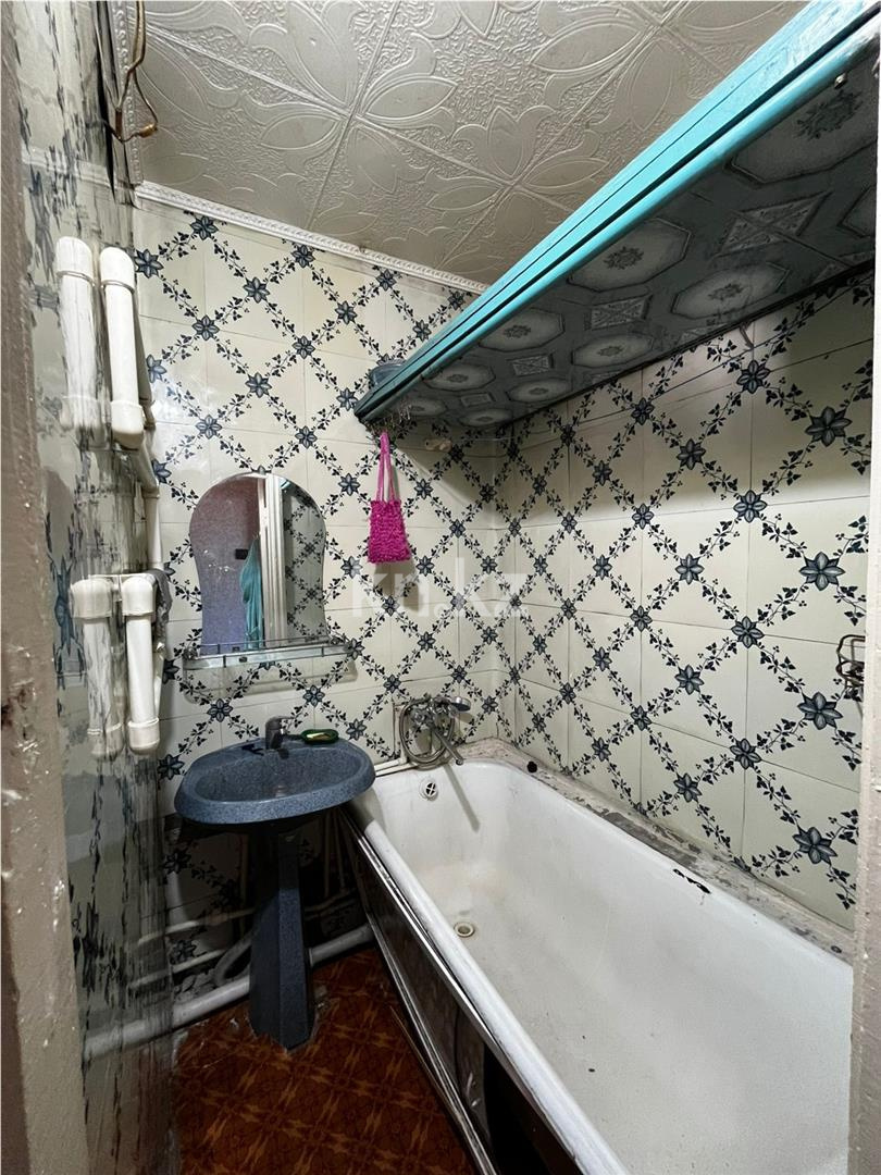 Продажа 2-комнатной квартиры, 48 м², мкр-н 17 - Продажа квартир в Караганде фото 6 из 8