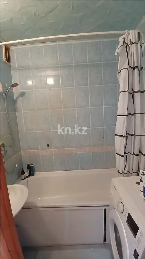 Продажа 3-комнатной квартиры, 63 м², ул. Гапеева, дом  8 - Продажа  трехкомнатных квартир в Караганде фото 6 из 7