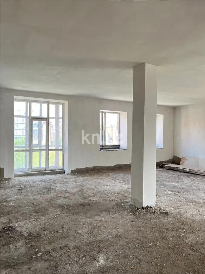 Продажа 4-комнатной квартиры, 169 м², ул. Ботаническая, дом  12/11 - Продажа  четырехкомнатных квартир в Караганде с фото фото 1 из 2