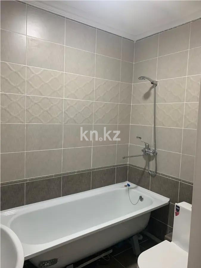 Продажа 2-комнатной квартиры, 60 м², мкр-н Аксай-5, дом  25 в Алматы - фото 3