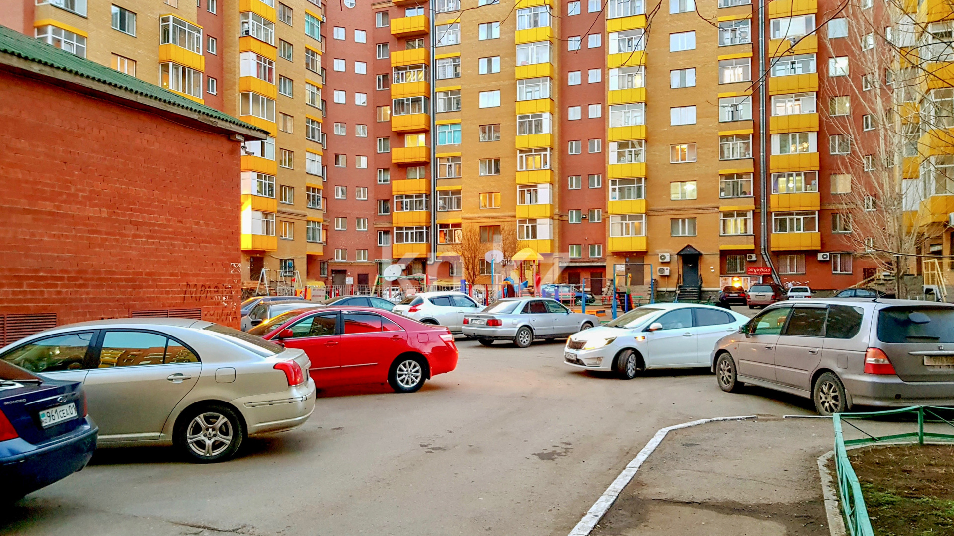 Продажа 1-комнатной квартиры, 52 м², пр. Момышулы, дом  18/1 - пр. Жумабаева в Астане - фото 11