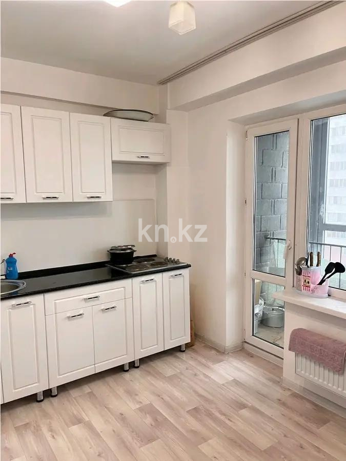 Продажа 2-комнатной квартиры, 69 м², ул. Ашимова, дом  22 в Караганде - фото 3
