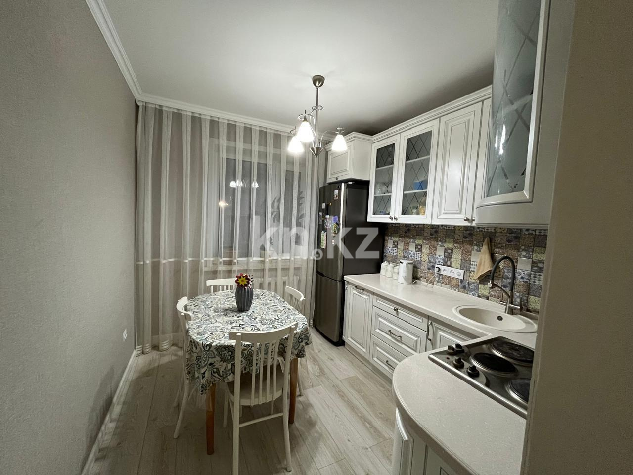 Продажа 4-комнатной квартиры, 81 м², мкр-н Степной-3 - Продажа квартир в Караганде фото 8 из 12