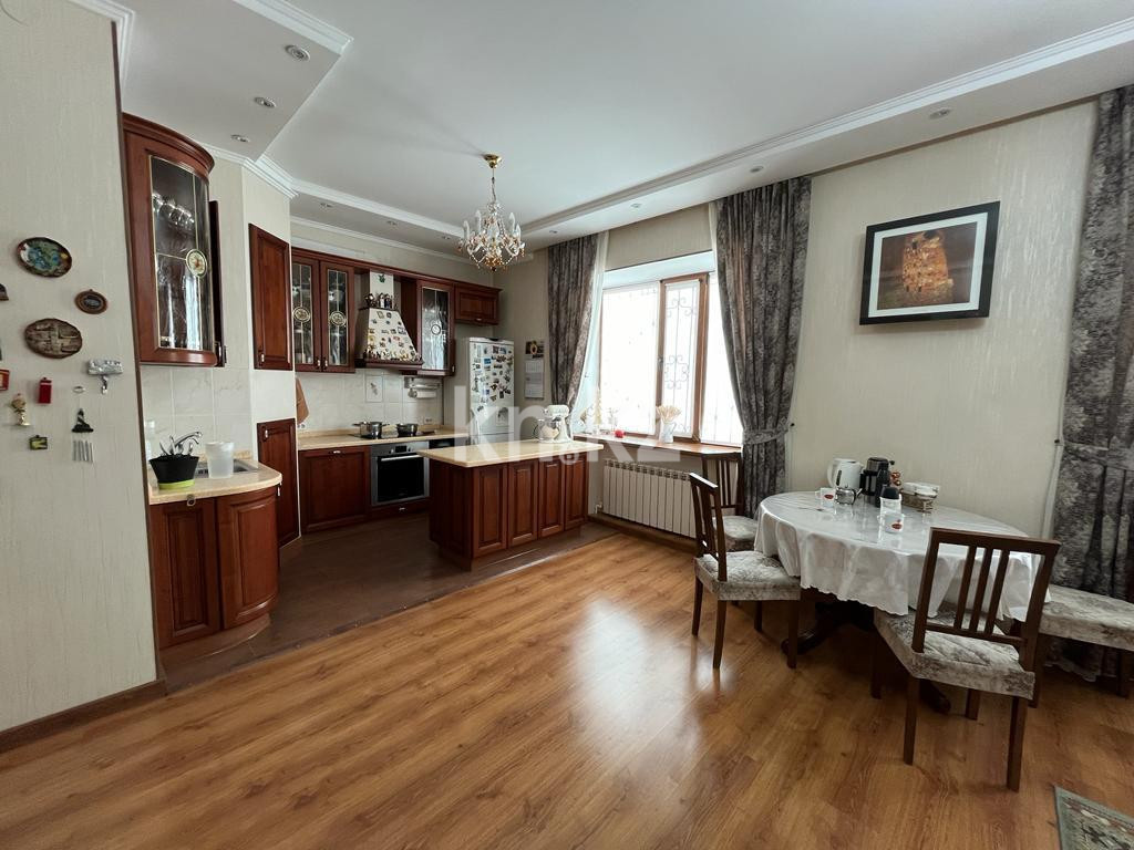 Продажа 4-комнатной квартиры, 135 м², ул. Лободы - Продажа  четырехкомнатных квартир в Караганде фото 5 из 15