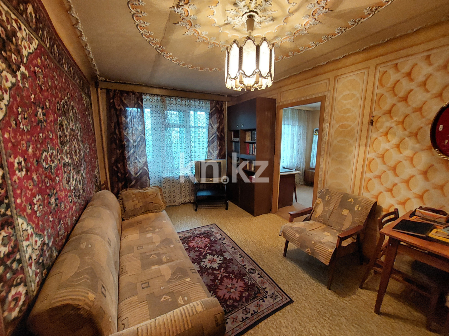 Продажа 3-комнатной квартиры, 54 м², ул. Ермекова, дом  62 - Продажа квартир в Караганде фото 1 из 12