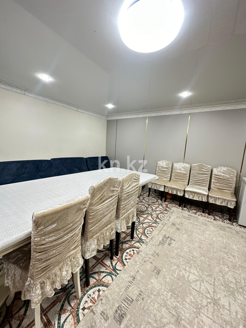 Продажа 6-комнатного дома, 280 м², ул. Жакана Смакова, дом  64 - Продажа домов и коттеджей в Караганде без посредников фото 6 из 10