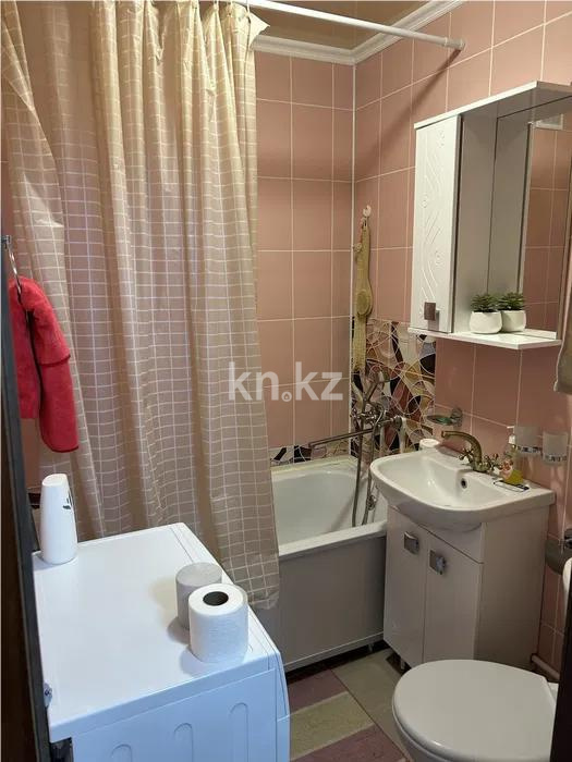 Продажа 1-комнатной квартиры, 35 м², ул. Абая, дом  62 - Продажа квартир в Темиртау без посредников фото 2 из 3