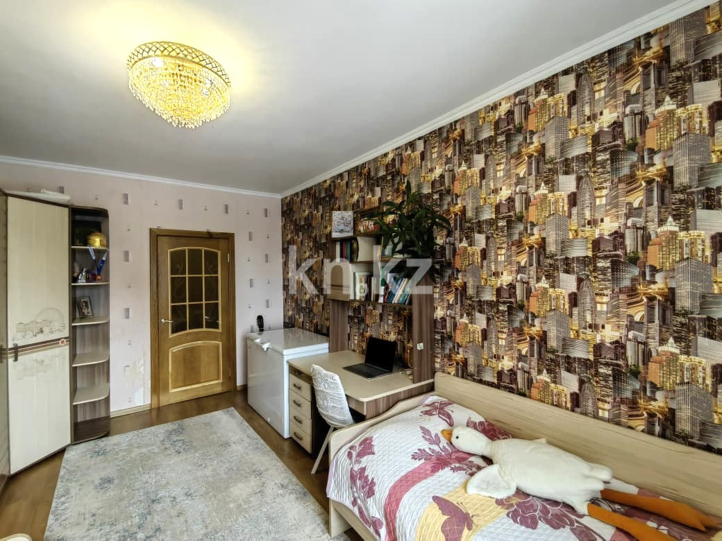 Продажа 3-комнатной квартиры, 90 м² - Продажа квартир в Караганде на Юго-Востоке - страница 10 фото 9 из 32