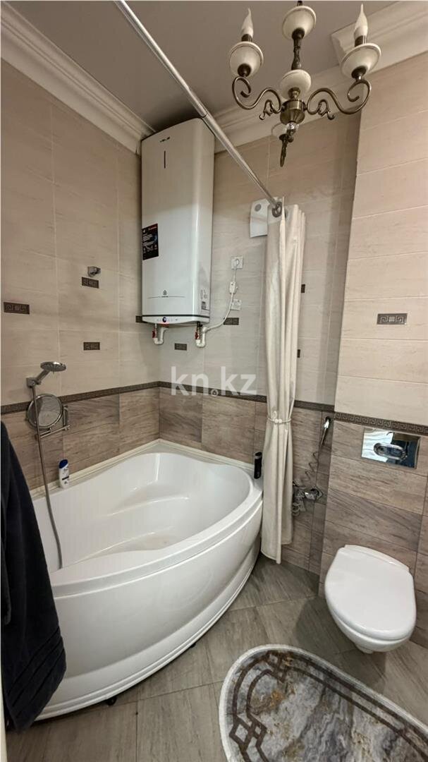 Продажа 4-комнатной квартиры, 91 м² в Караганде - фото 9