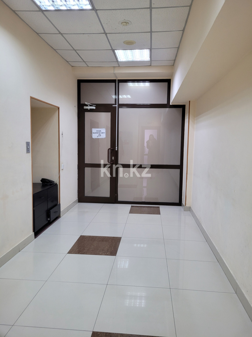 Аренда , ул. Ержанова - Аренда офисных и торговых помещений в Караганде фото 18 из 21