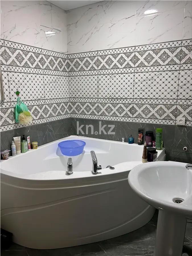 Продажа 1-комнатной квартиры, 36 м², ул. Гапеева, дом  1 в Караганде - фото 5