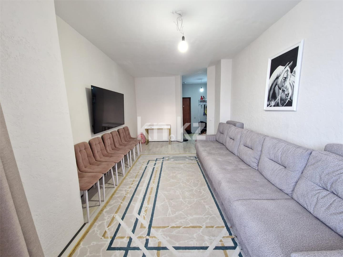 Продажа 2-комнатной квартиры, 74 м², пр. Республики - Продажа  двухкомнатных квартир в Караганде фото 2 из 16