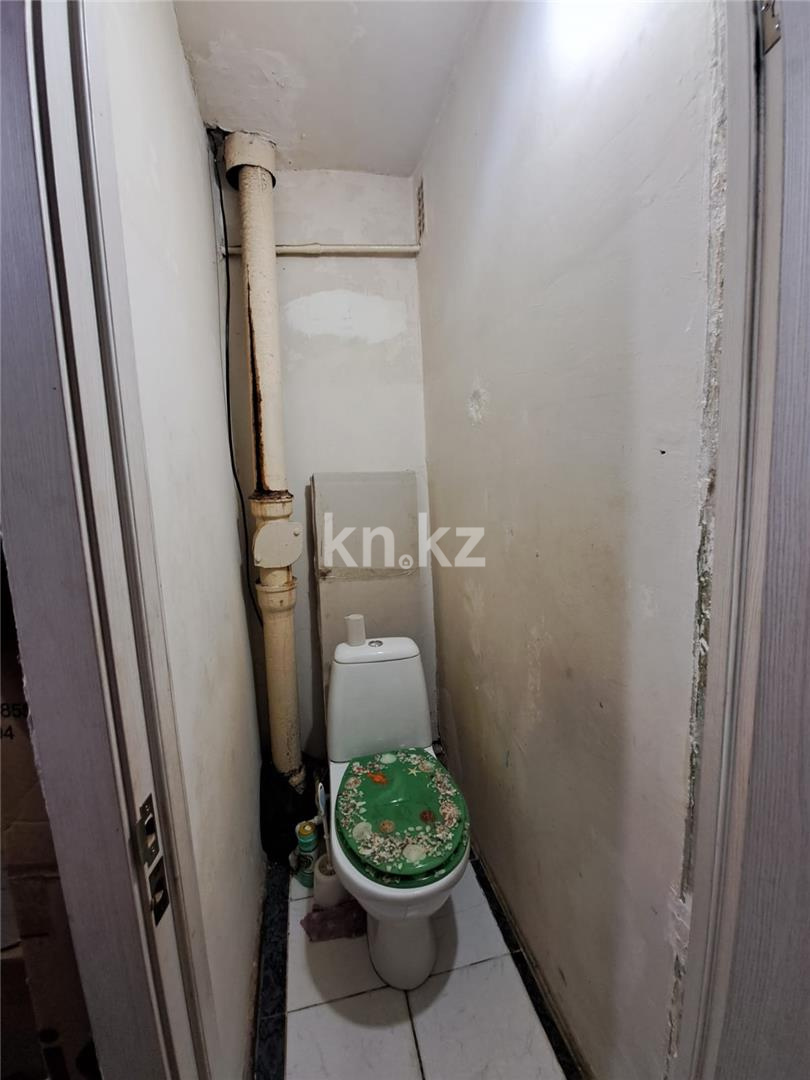 Продажа 2-комнатной квартиры, 43 м², мкр-н 17 в Караганде - фото 7