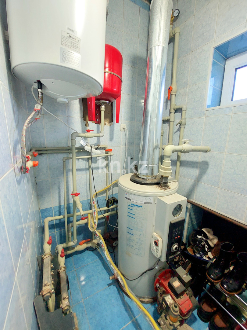 Продажа 6-комнатного дома, 252 м², ул. Сырым батыра, дом  64 - Продажа квартир в Шымкенте фото 27 из 40