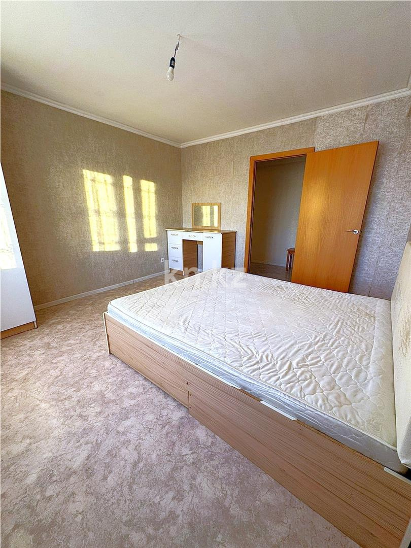 Продажа 2-комнатной квартиры, 63 м², ул. Момышулы в Караганде - фото 8