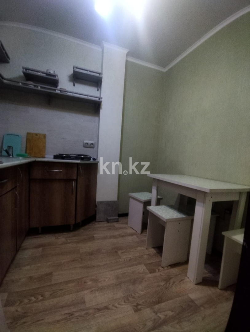 Аренда 2-комнатной квартиры посуточно, 40 м², ул. Дюсембекова, дом  3 - Аренда квартир посуточно в Караганде с фото фото 11 из 13
