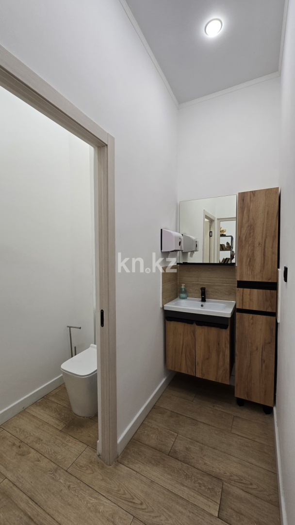 Продажа , 260 м², ул. Митина, дом  4 - Достык - Продажа офисных и торговых помещений в Алматы с фото фото 22 из 40