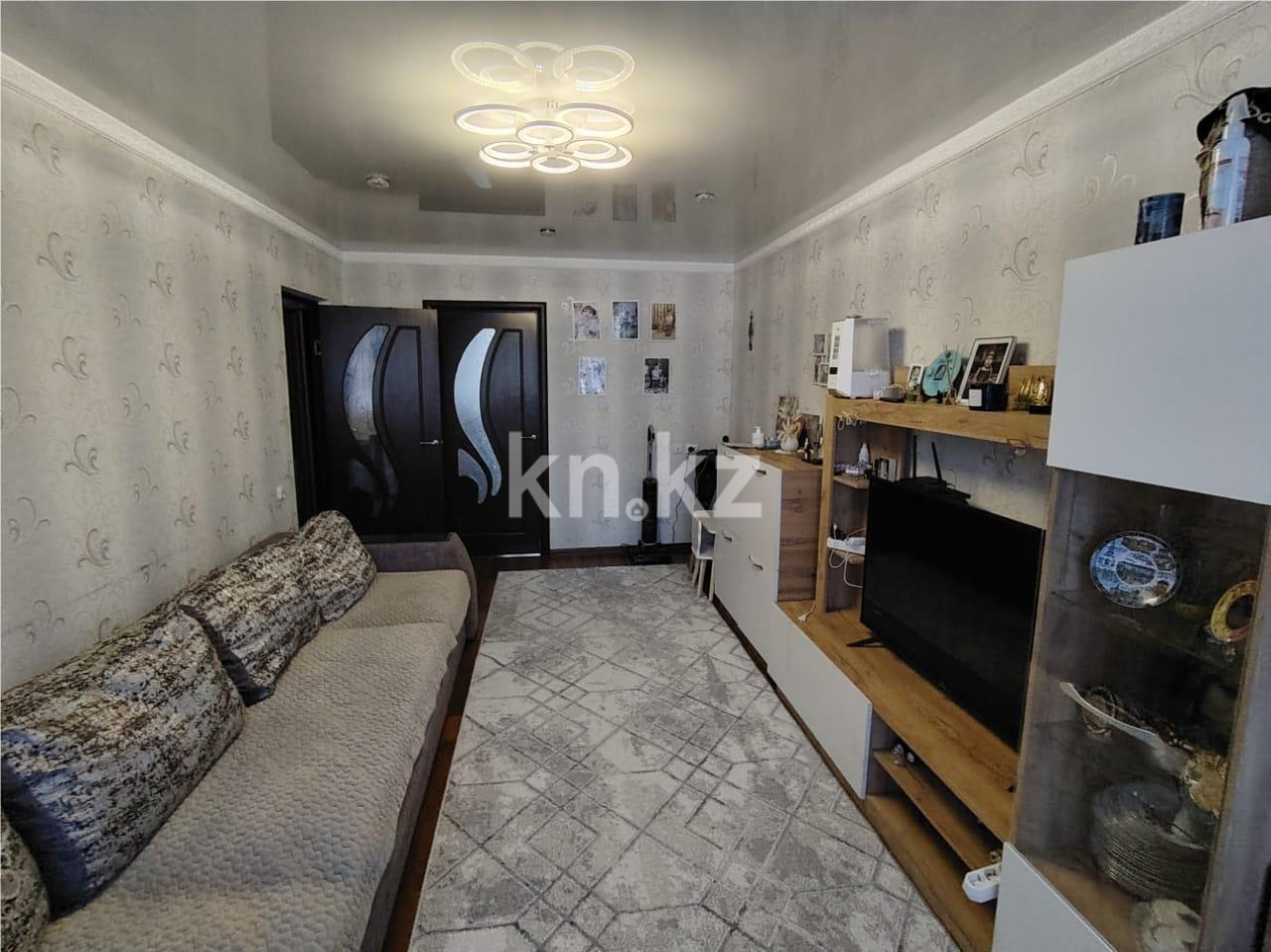 Продажа 2-комнатной квартиры, 44 м², ул. 40-летия Победы - Продажа  двухкомнатных квартир в Шахтинске фото 1 из 10