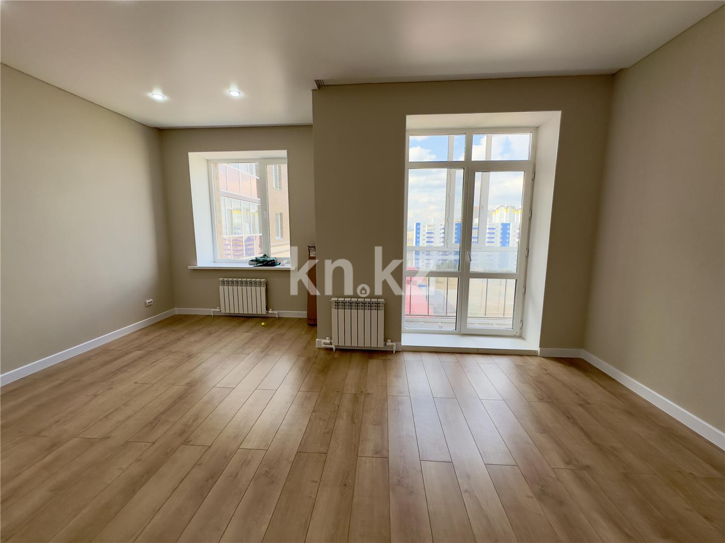 Продажа 3-комнатной квартиры, 97 м², пр. Шахтеров, дом  68 - Продажа  трехкомнатных квартир в Караганде фото 4 из 37