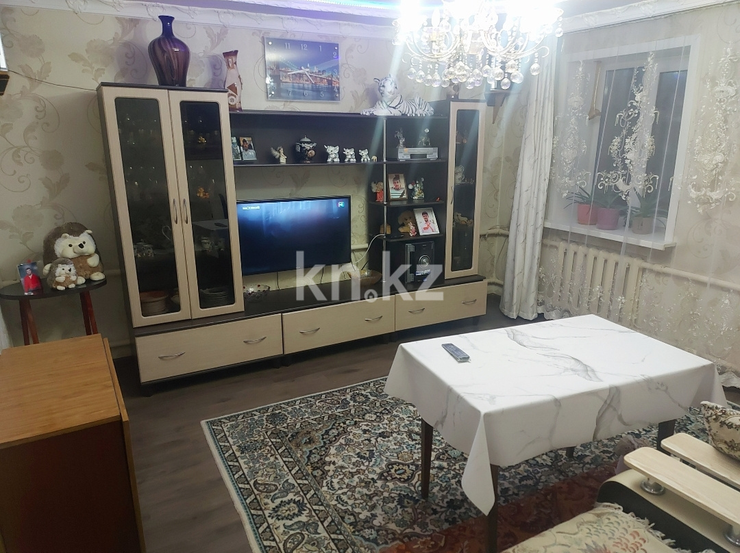 Продажа 4-комнатного дома, 68 м², ул. Сочинская - Продажа квартир в Казахстане фото 1 из 11