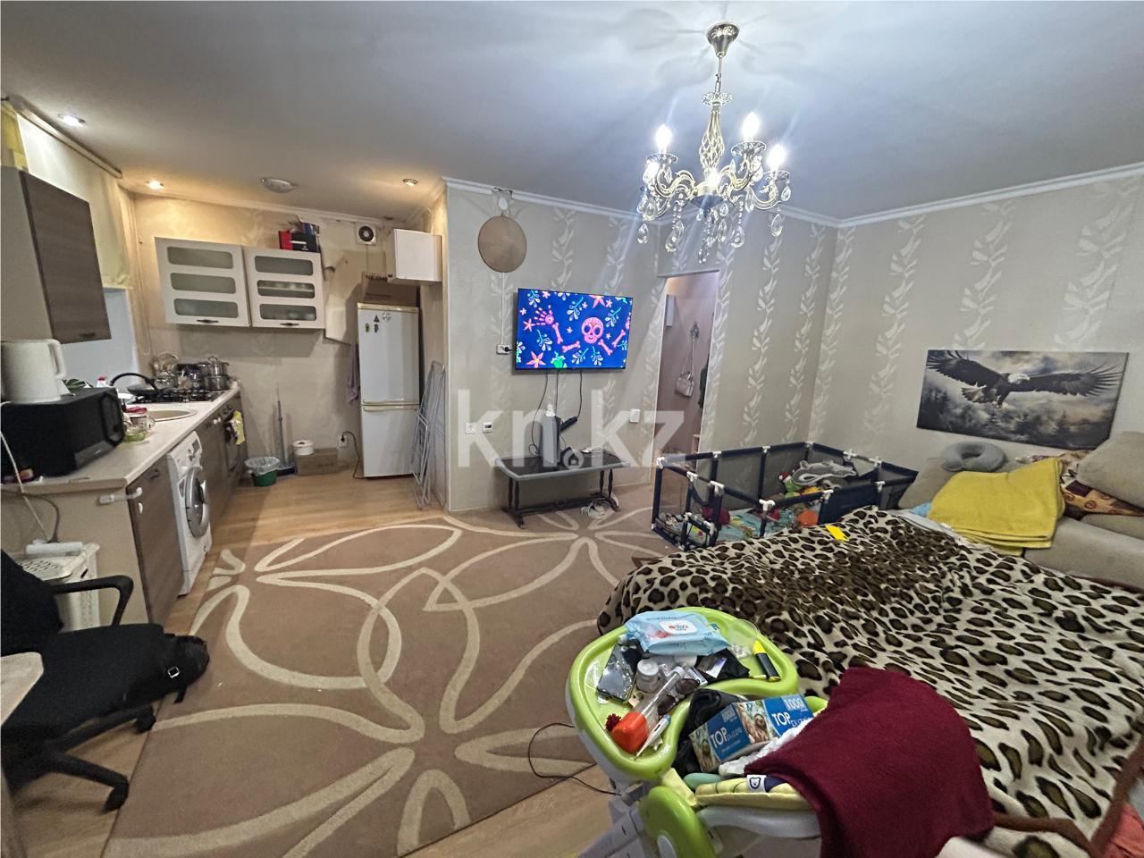 Продажа 2-комнатной квартиры, 46 м², ул. Аманжолова, дом  17/4 - Продажа квартир в Караганде с фото фото 2 из 8