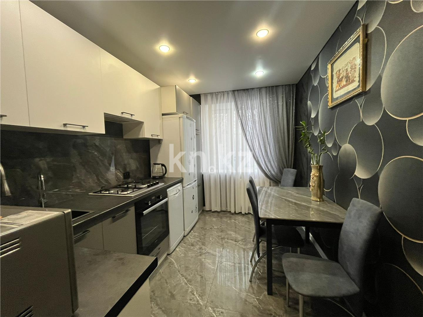 Продажа 2-комнатной квартиры, 44 м², ул. Манаса - Продажа квартир в новостройках Астаны фото 1 из 9