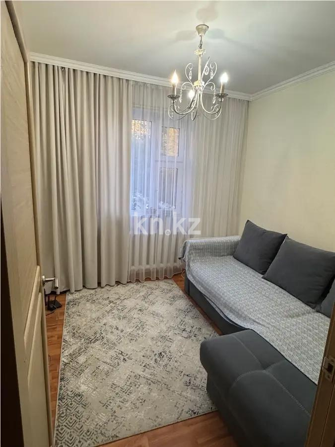 Продажа 4-комнатной квартиры, 75 м², пр. Строителей, дом  7 - Продажа  четырехкомнатных квартир в Караганде фото 2 из 6