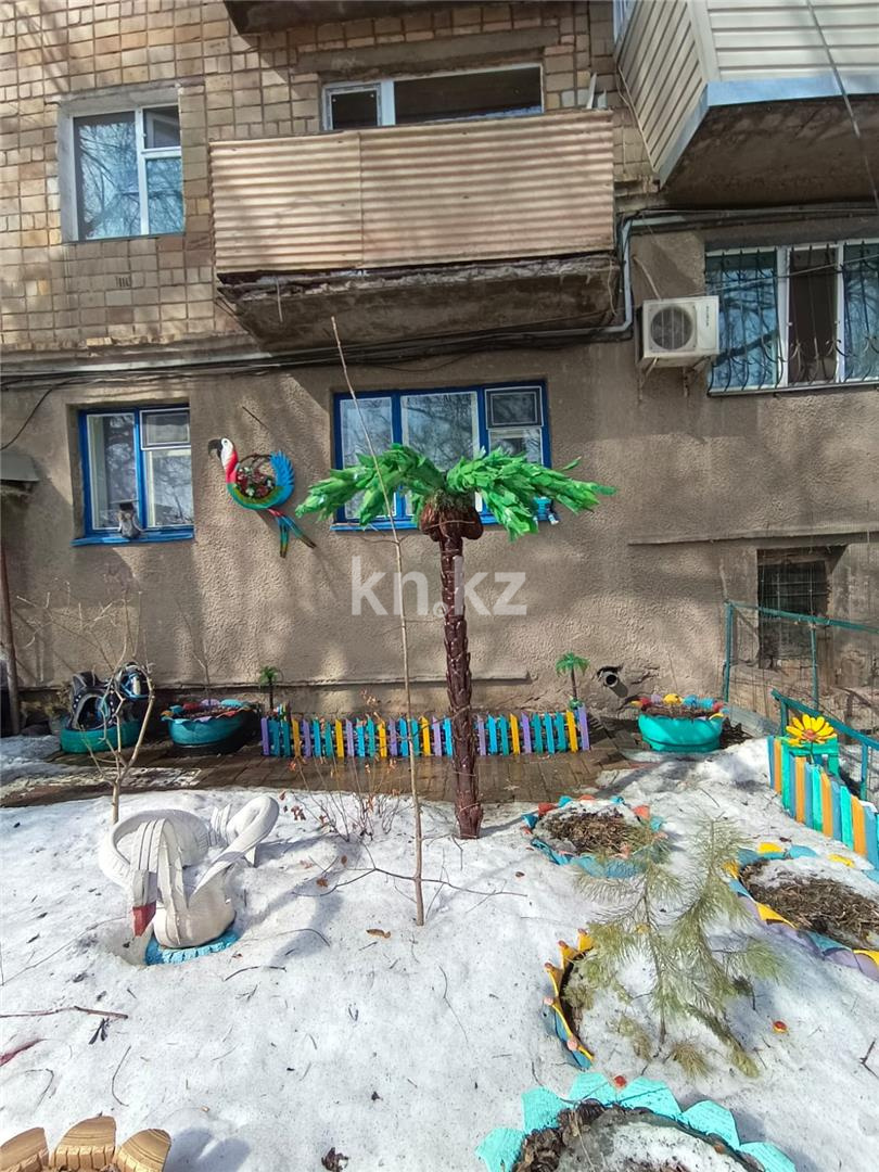 Продажа 3-комнатной квартиры, 62 м², ул. Ермекова, дом  60 в Караганде - фото 20