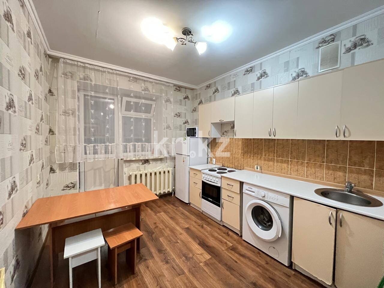 Аренда 1-комнатной квартиры, 40 м² в Астане