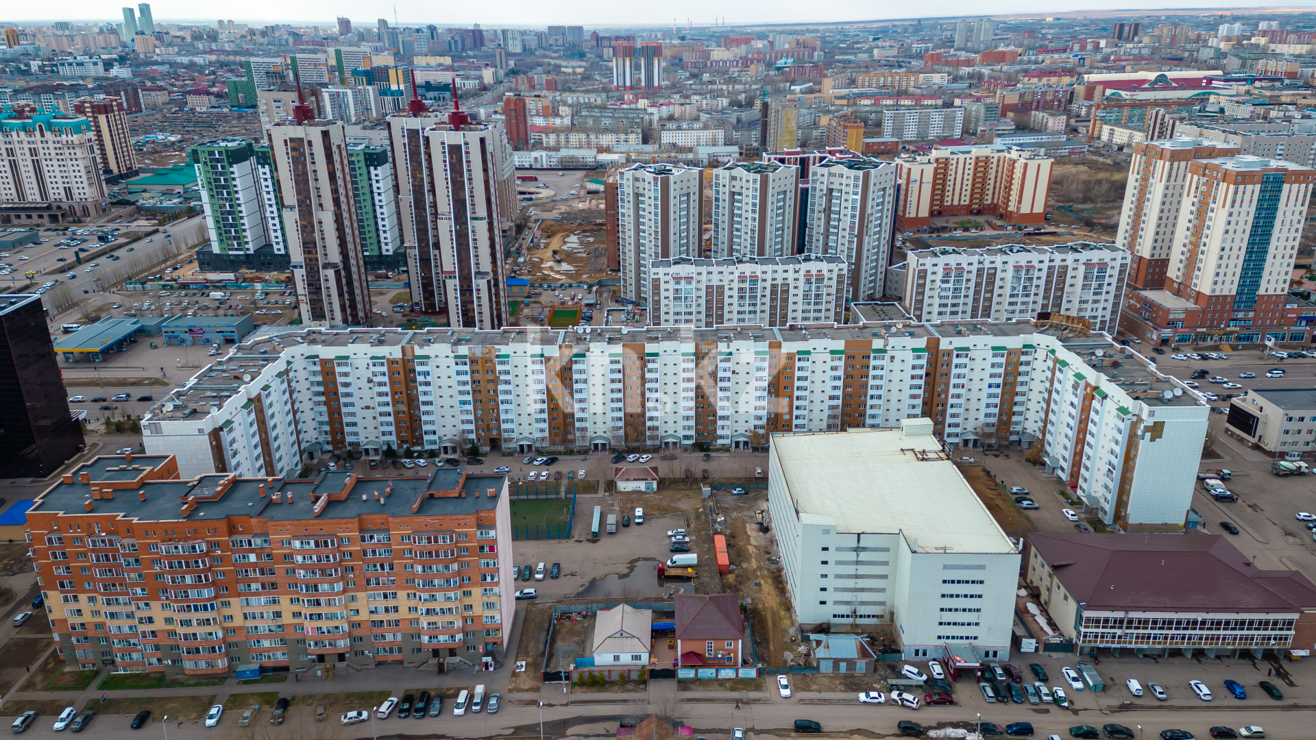 Продажа 1-комнатной квартиры, 38 м², пр. Момышулы, дом  4 в Астане - фото 5
