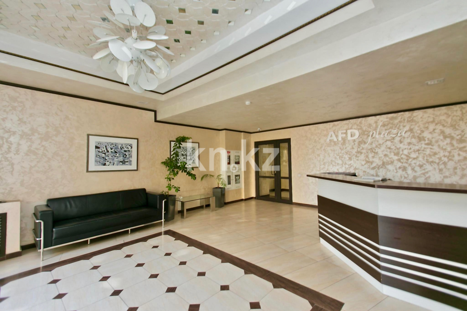 Продажа 3-комнатной квартиры, 133 м², пр. Аль-Фараби, дом  21 в Алматы - фото 12