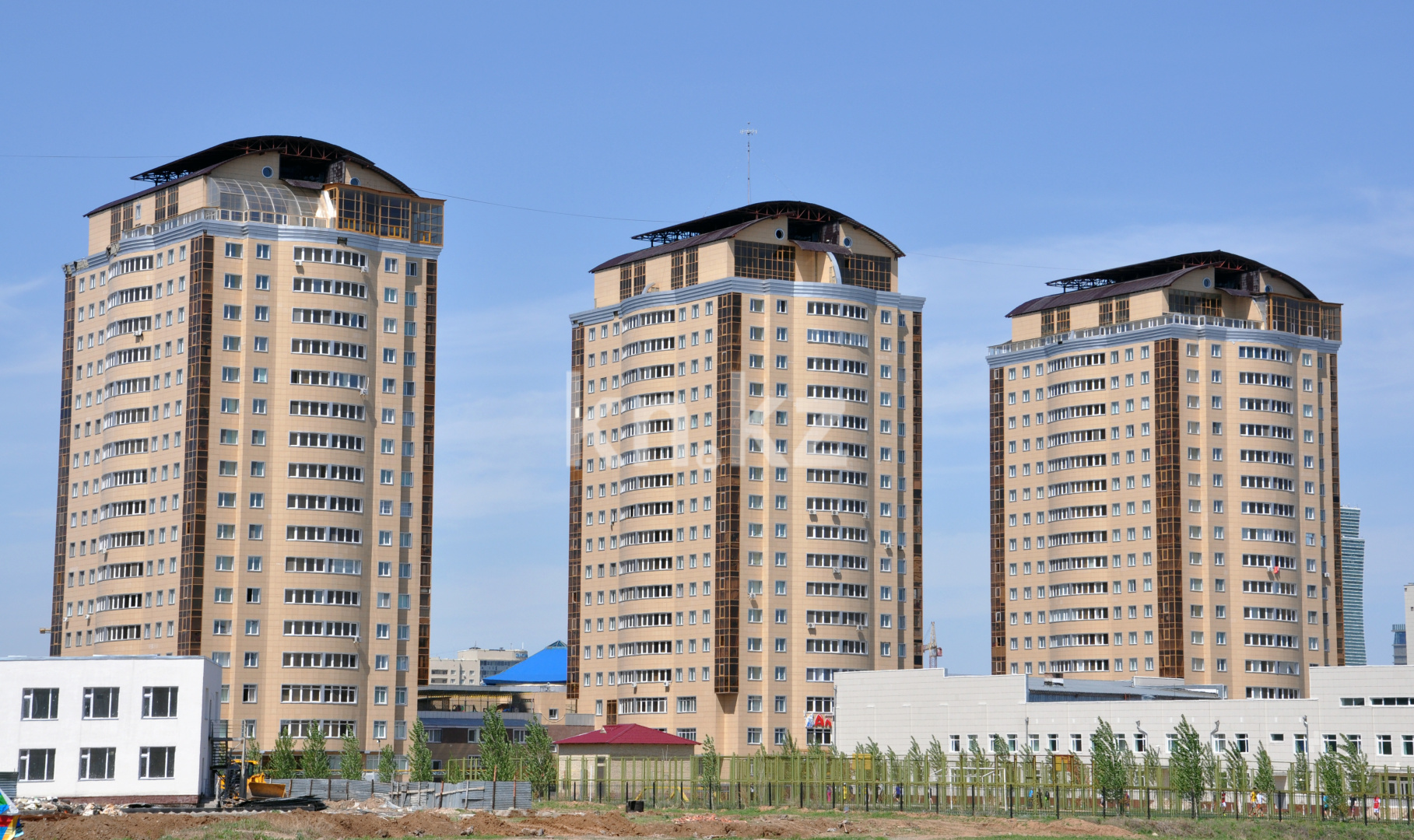 Продажа 2-комнатной квартиры, 84 м², ул. Туркестан, дом  2 в Астане - фото 2