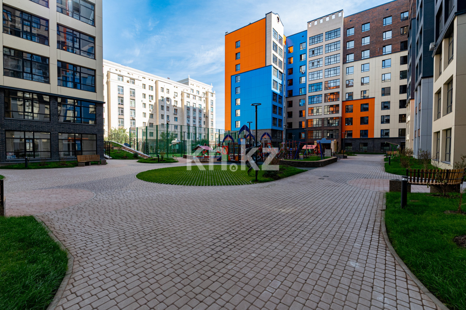 Продажа 2-комнатной квартиры, 69 м², пр. Туран, дом  40/1 в Астане - фото 13