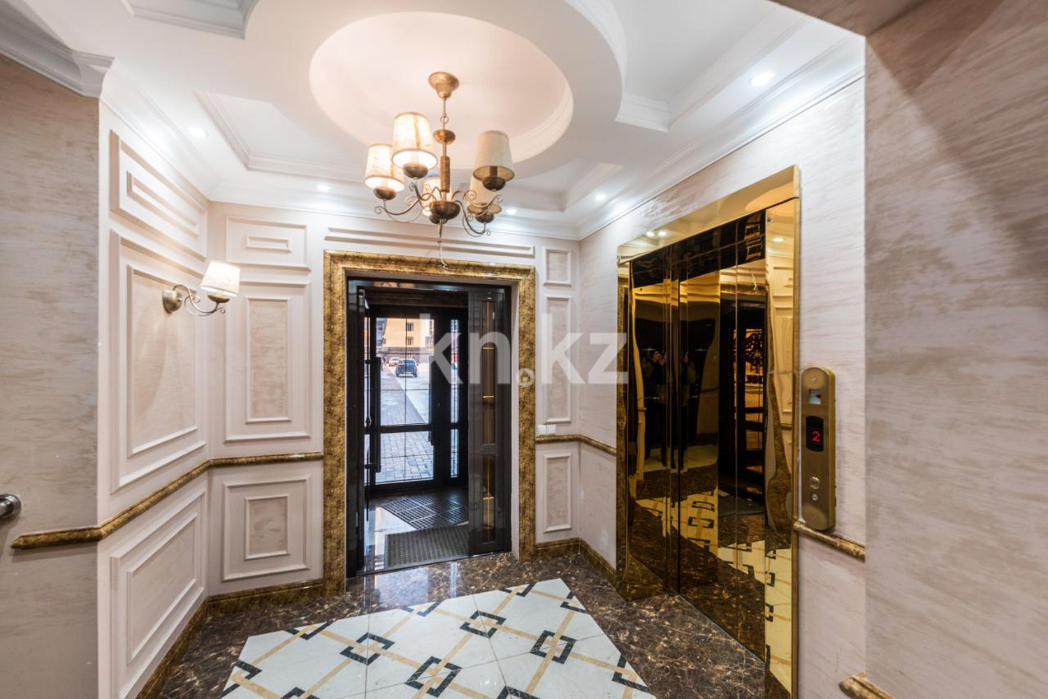 Продажа 2-комнатной квартиры, 42 м², ул. Омарова, дом  23 в Астане - фото 12