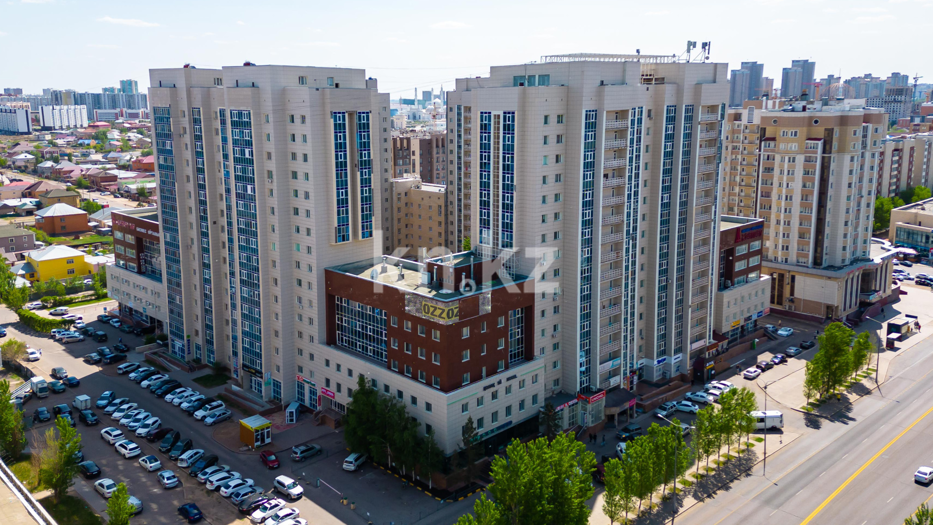 Продажа 2-комнатной квартиры, 70 м², пр. Момышулы, дом  12 в Астане - фото 5